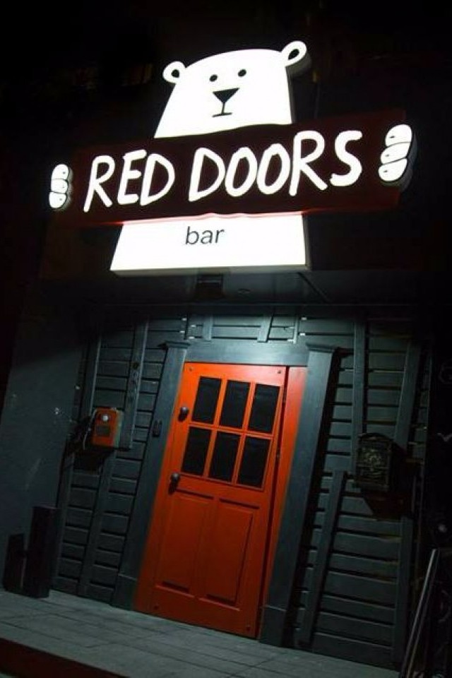Red Doors Бар