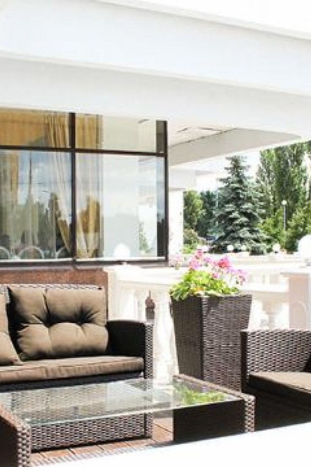 Братислава Brown Bar