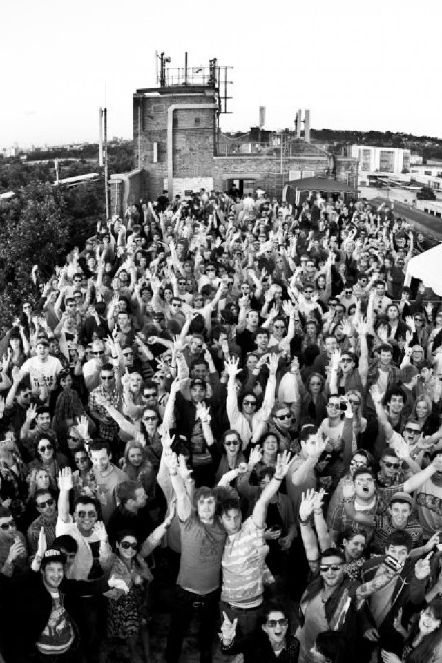 ROOF. Opening party. Вход FREE