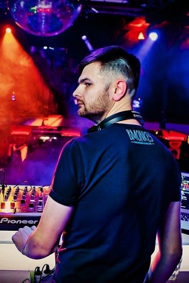 16 декабря в 22:00  в лаунж кальян баре FOG Area для для Вас будет играть DJ Spieler