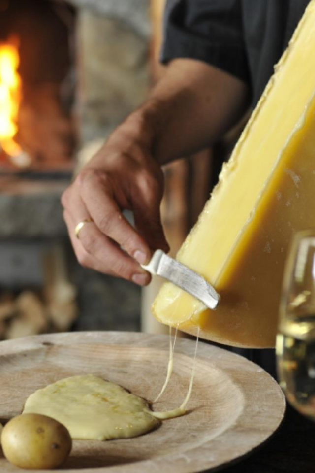 Raclette for beginners course by Eddy Baillifard