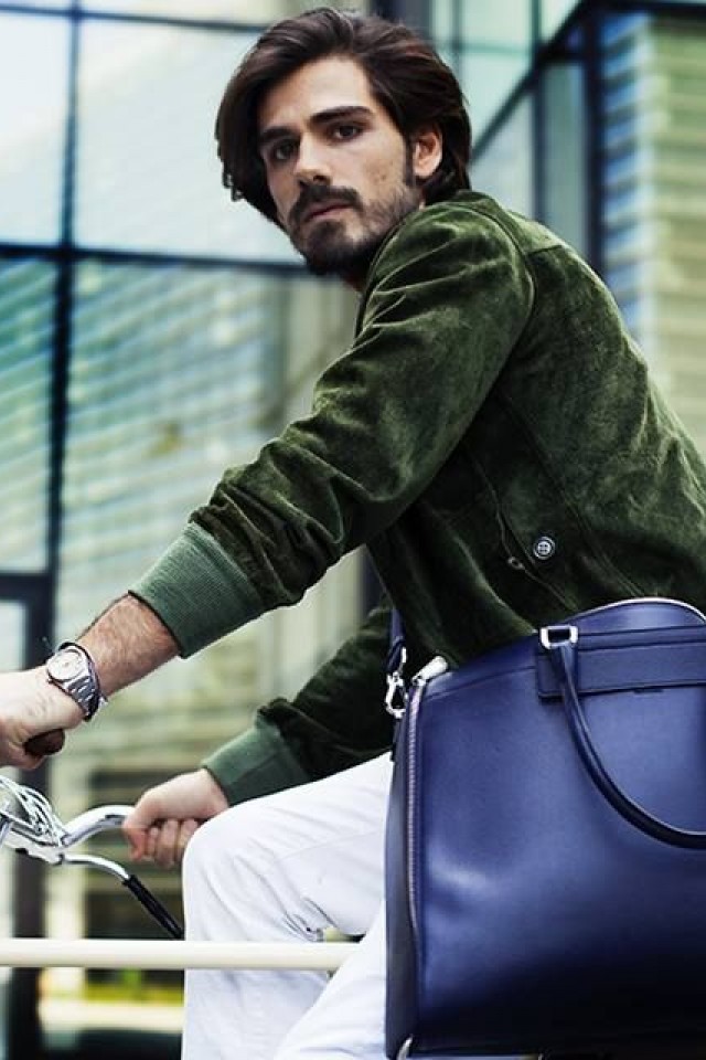 Furla  - итальянский магазин ТРЦ "Ocean Plaza" 