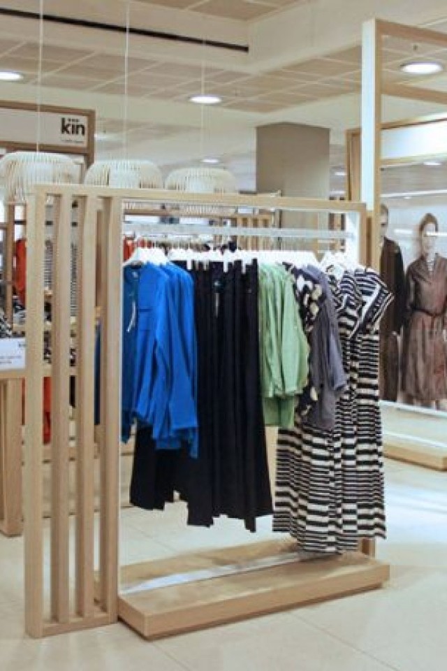 Loft - магазин стильной женской одежды ТРЦ "Ocean Plaza" 