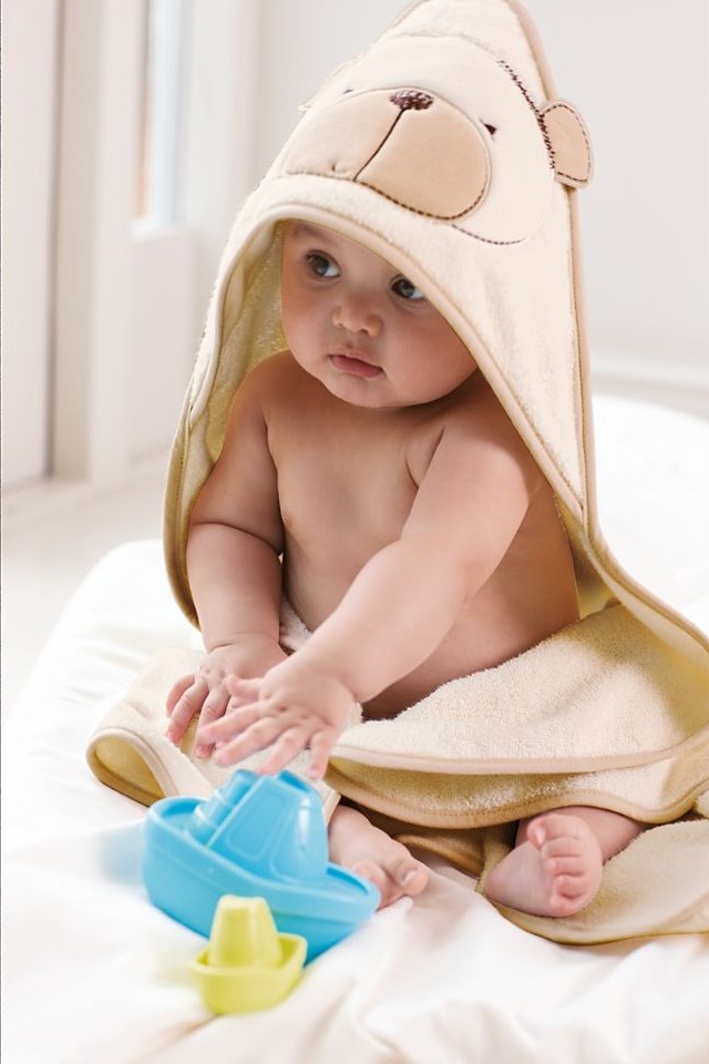 Mothercare  - магазин для молодых родителей ТРЦ «Большевик»
