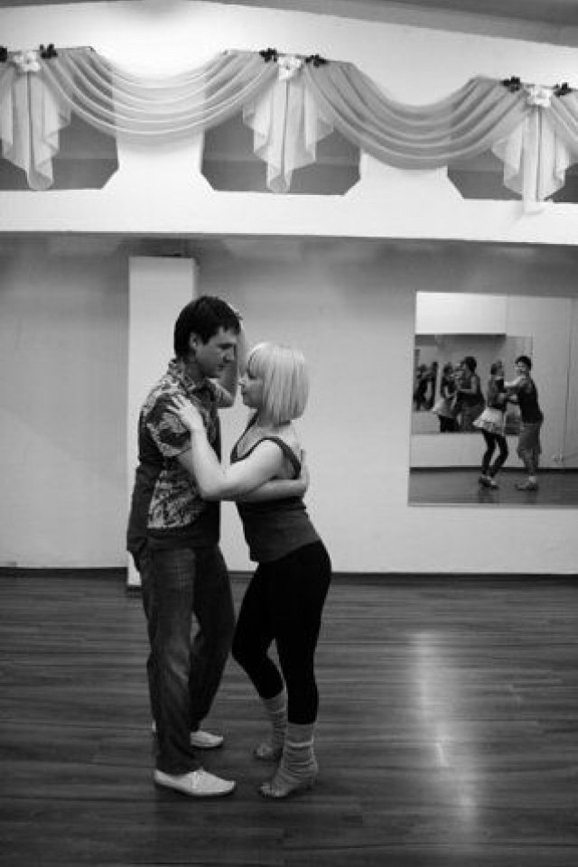  SOL Y SON - Latino Dance Studio