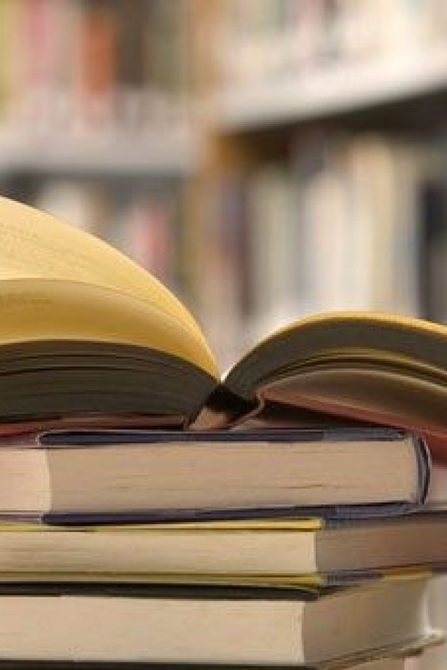 Магазин книг - «Клуб Семейного Досуга»