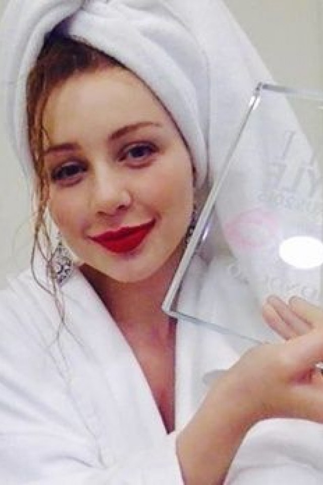Тина Кароль получила награду ELLE Style Awards