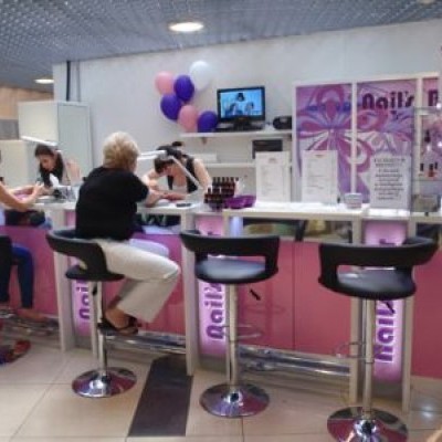 Nail's Bar